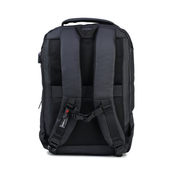 15.6 inch laptop backpack for men and women with USB charging port